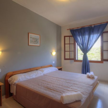 Carema Club Resort Playas De Fornells Cameră foto