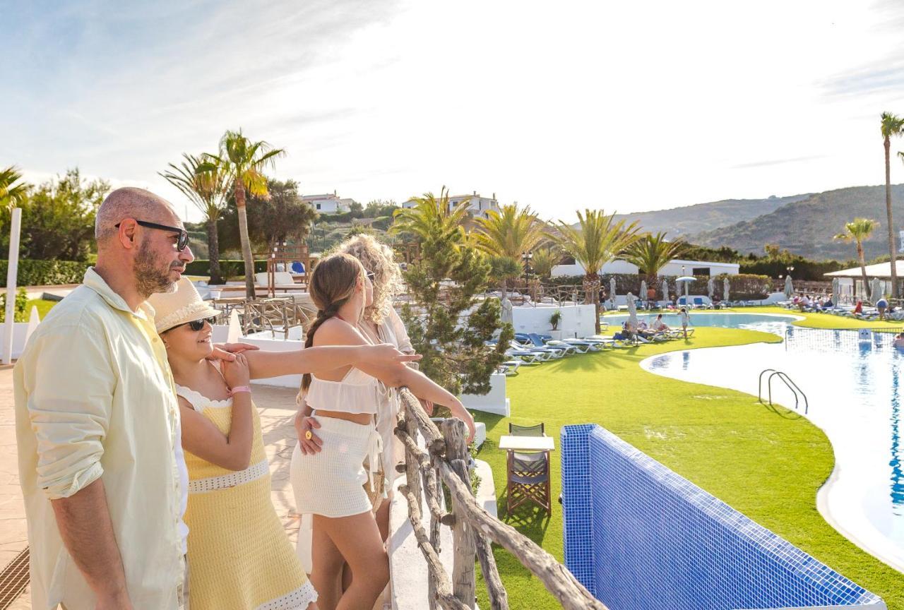 Carema Club Resort Playas De Fornells Exterior foto